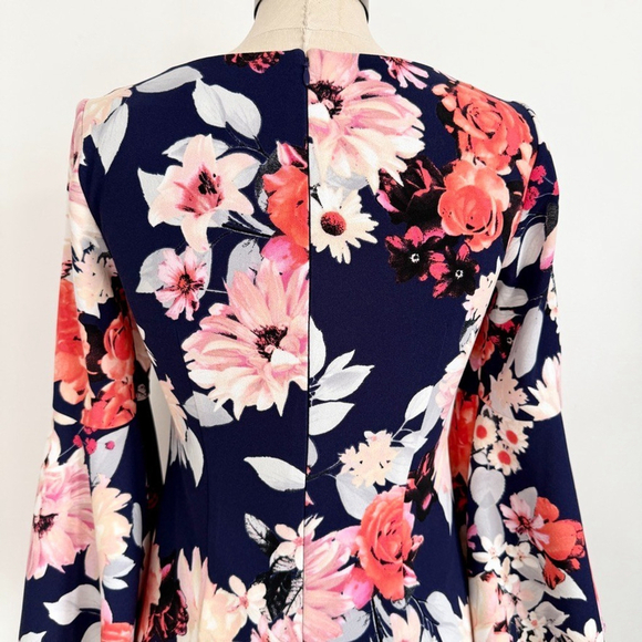 Eliza J Navy Blue Floral Bell Sleeve Mini Dress Size 2 Fit & Flare Party - Picture 7 of 15